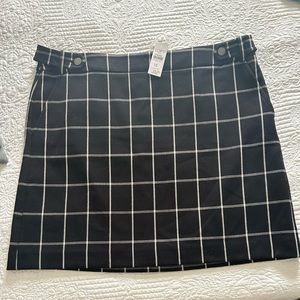 NWT Loft Outlet plaid skirt. Size 16.
